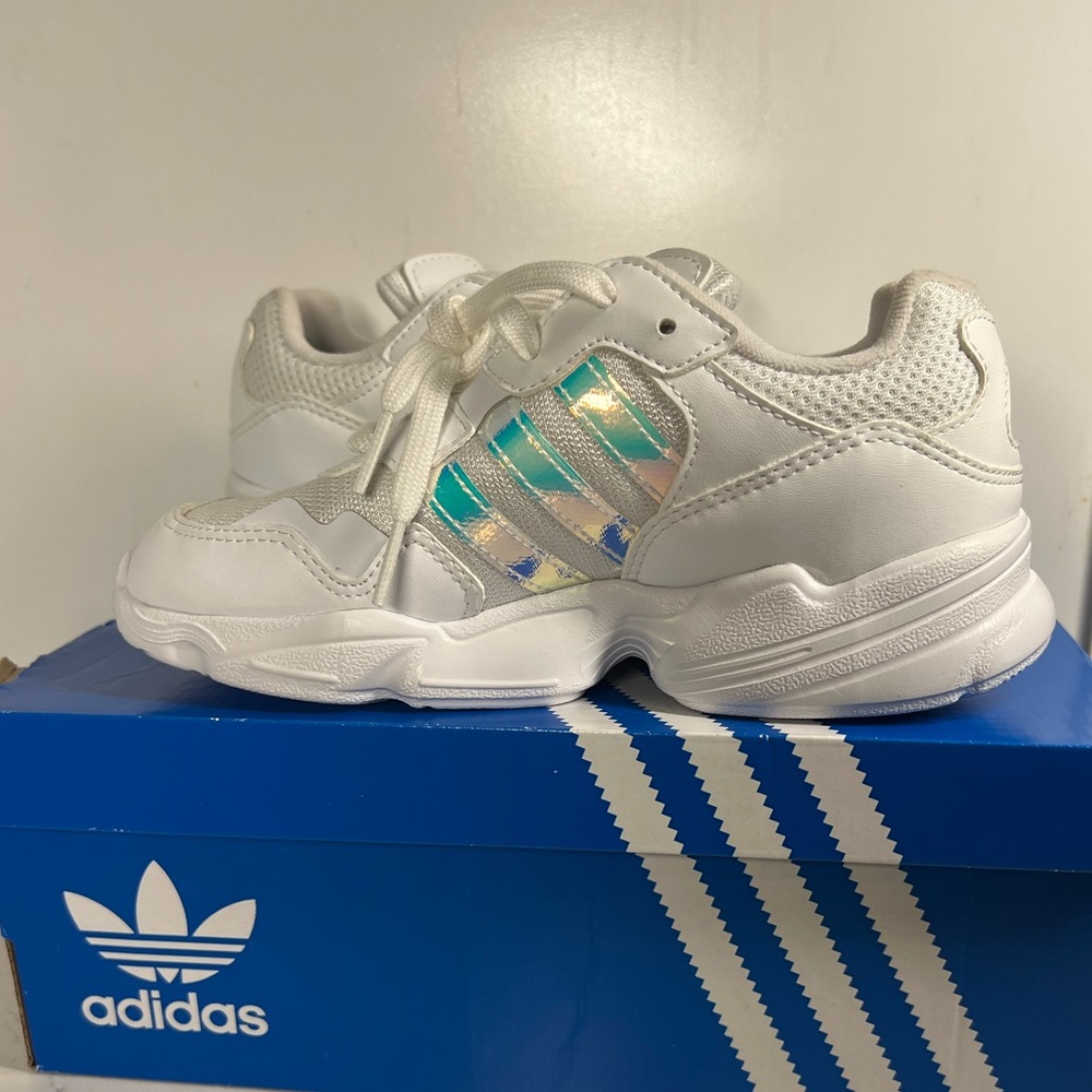 Adidas 2019 Yung-96 J 'Iridescent size 2